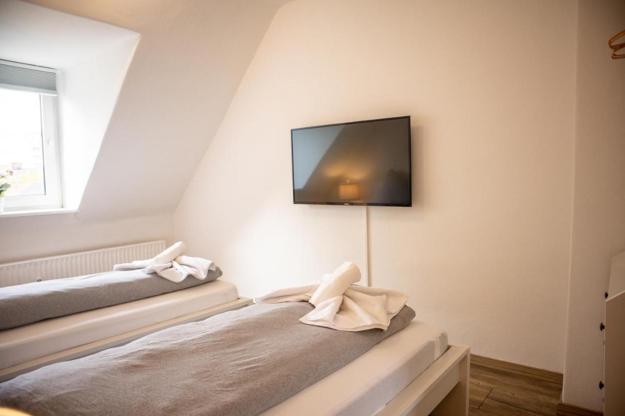 Wohnung Fuer 4 Gaeste In Laatzen Messe- Und Citynah Hannover Bagian luar foto